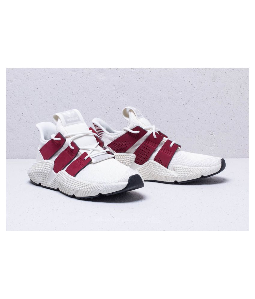 mitología Dólar Australia Adidas Prophere White Red Running Shoes White: Buy Online at Best Price on  Snapdeal