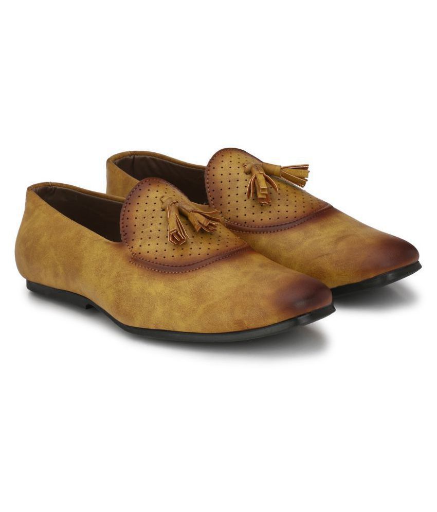 ralph and russo flats