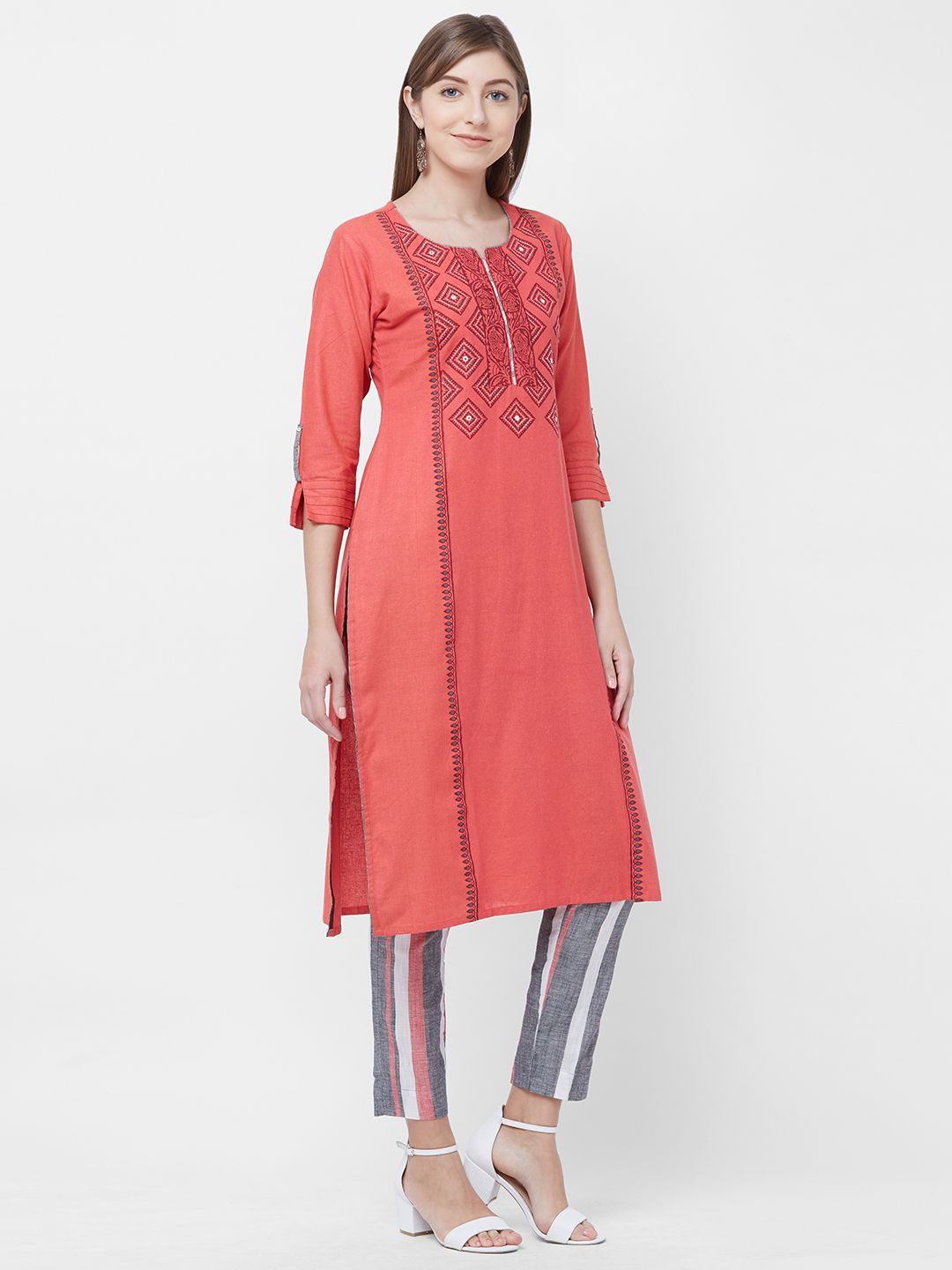 pink kurti matching pant