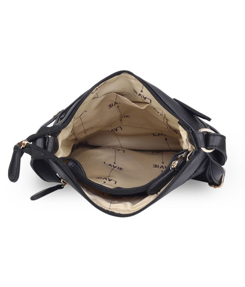 Lavie Sling Bag Review I Indianyoutuber IUCN Water