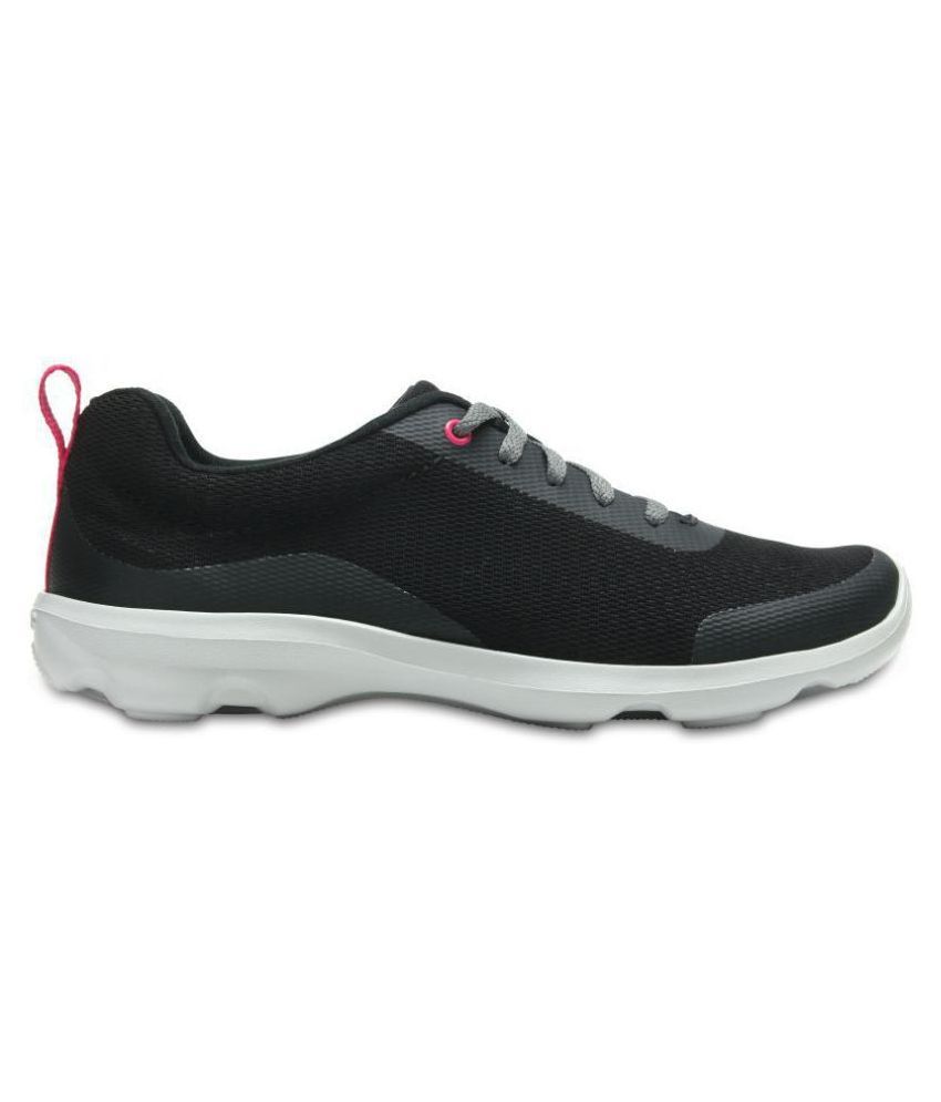 Crocs Black Running Shoes Price in India Buy Crocs Black