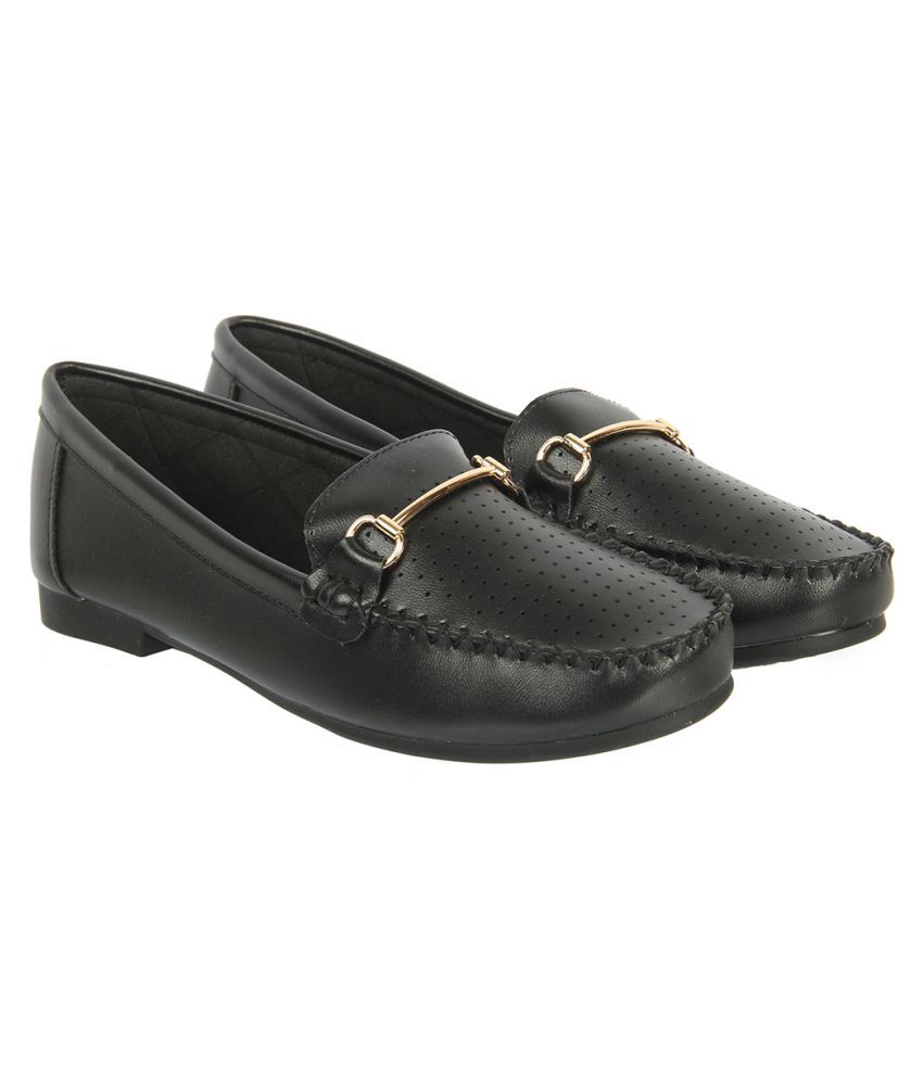 matte black shoes