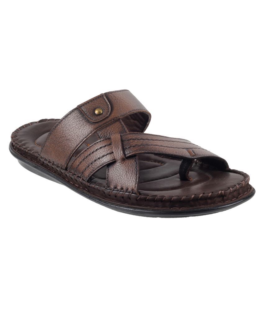Metro Brown Daily Slippers Price in India- Buy Metro Brown Daily ...