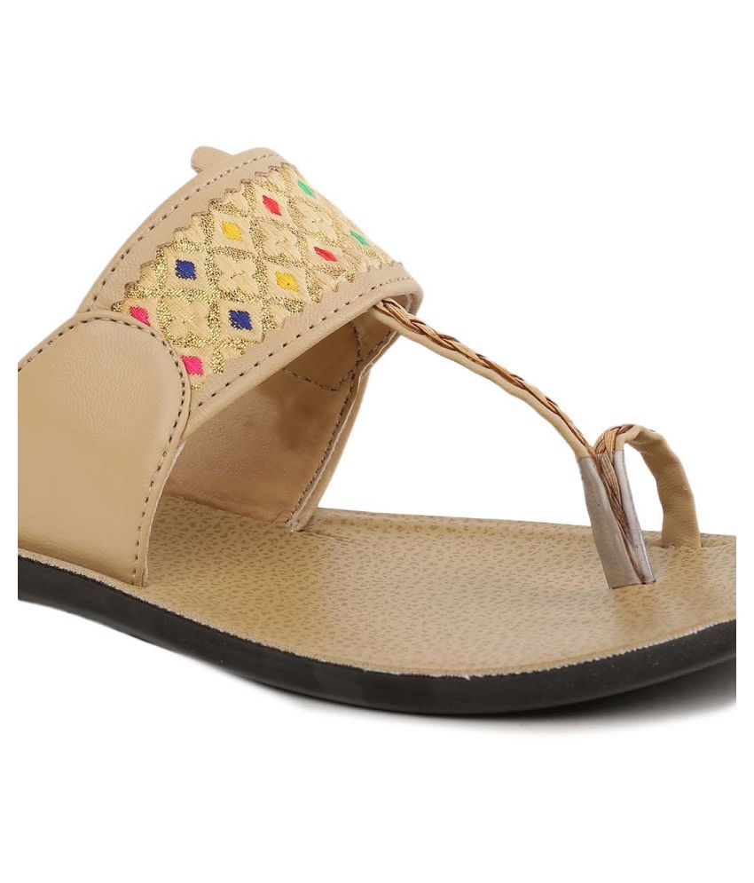 paragon sandals for ladies