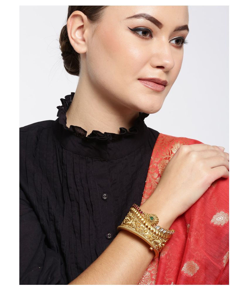 Priyaasi Kundan Gold Plated Traditional Kada/Bracelet for Women and Girls Buy Priyaasi Kundan