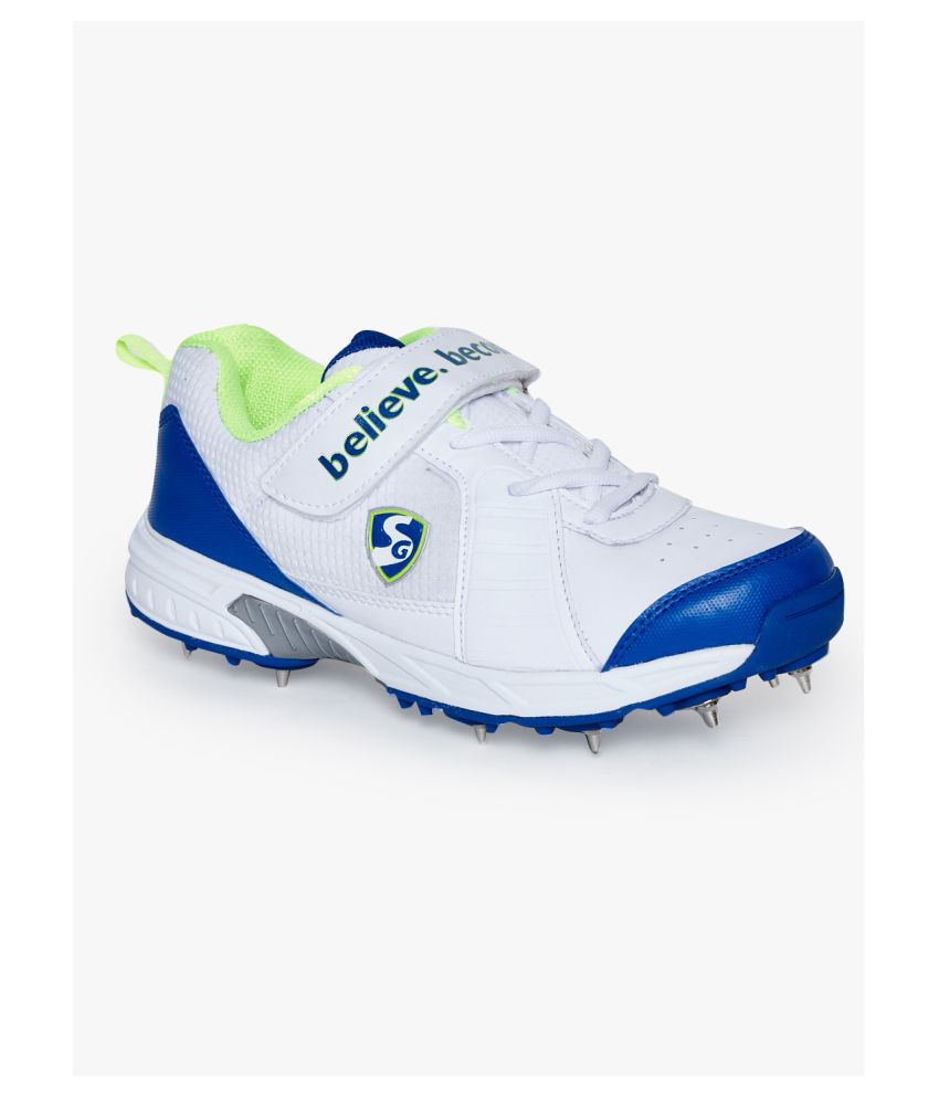 sg cricket shoes price
