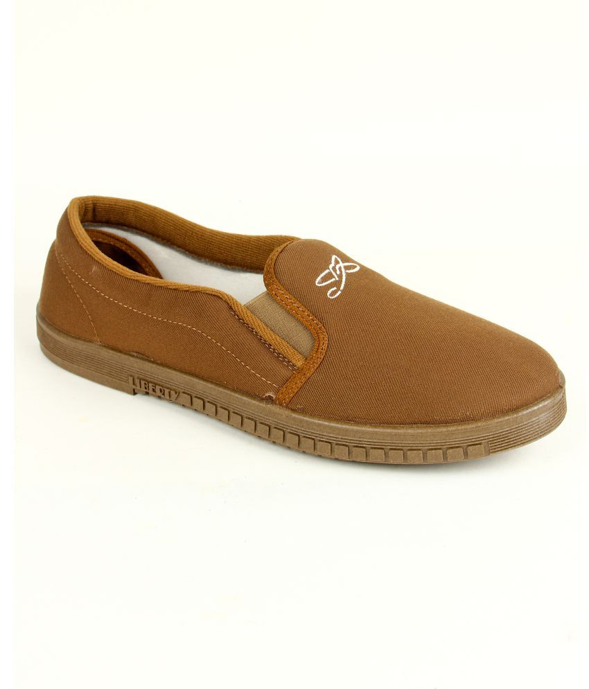     			Liberty Outdoor Beige Casual Shoes