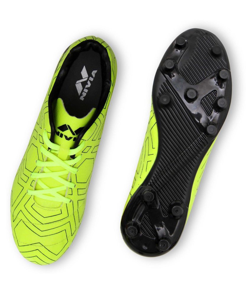 studs nivia