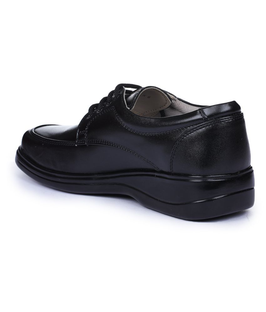 liberty shoes ltd corporate office