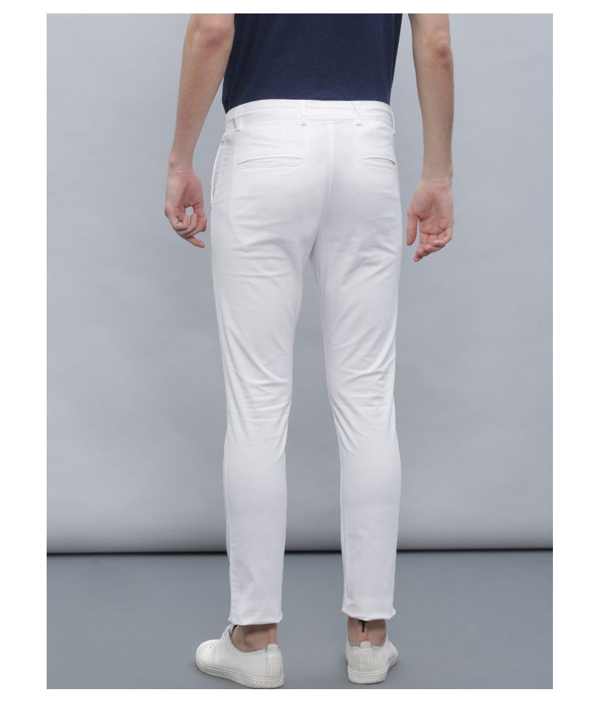 white trouser jeans