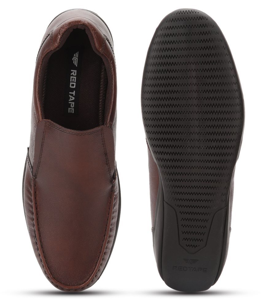 red tape flat sole shoes