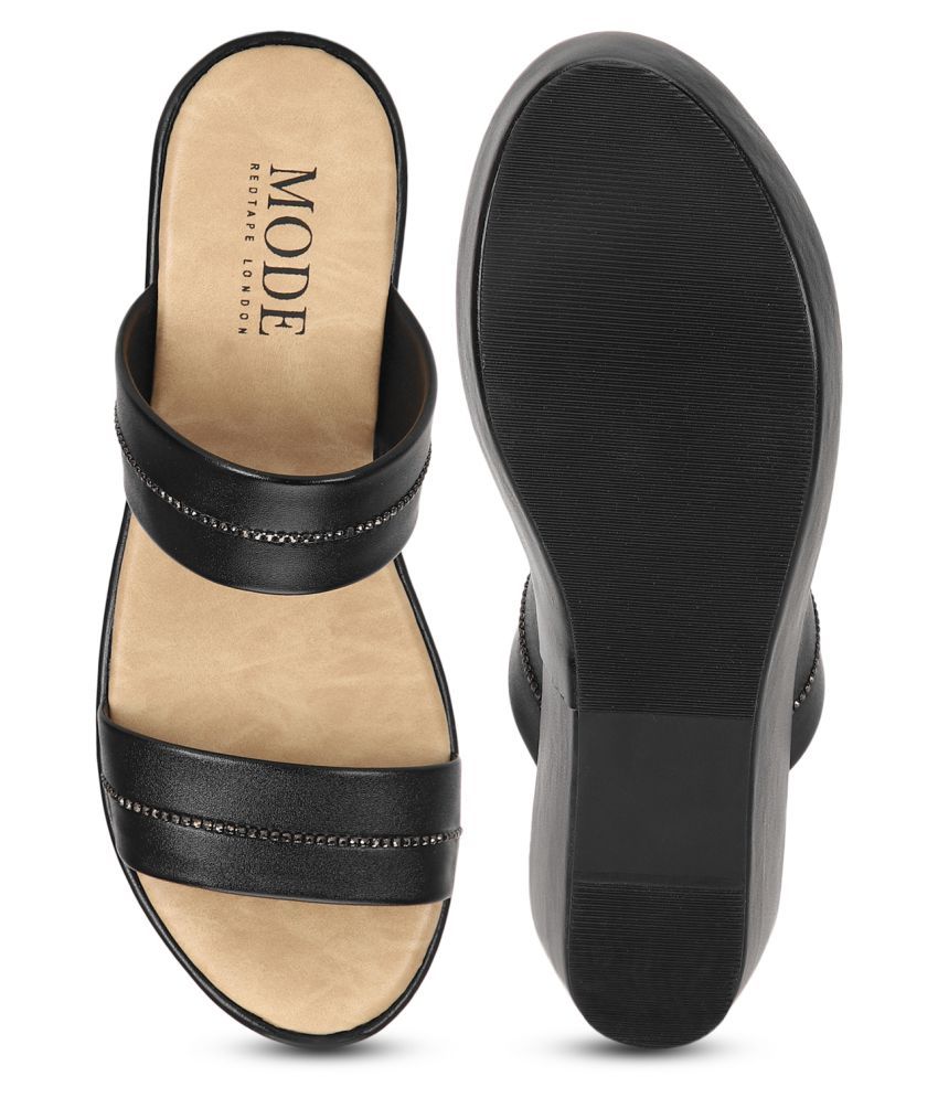 mode by red tape pumps