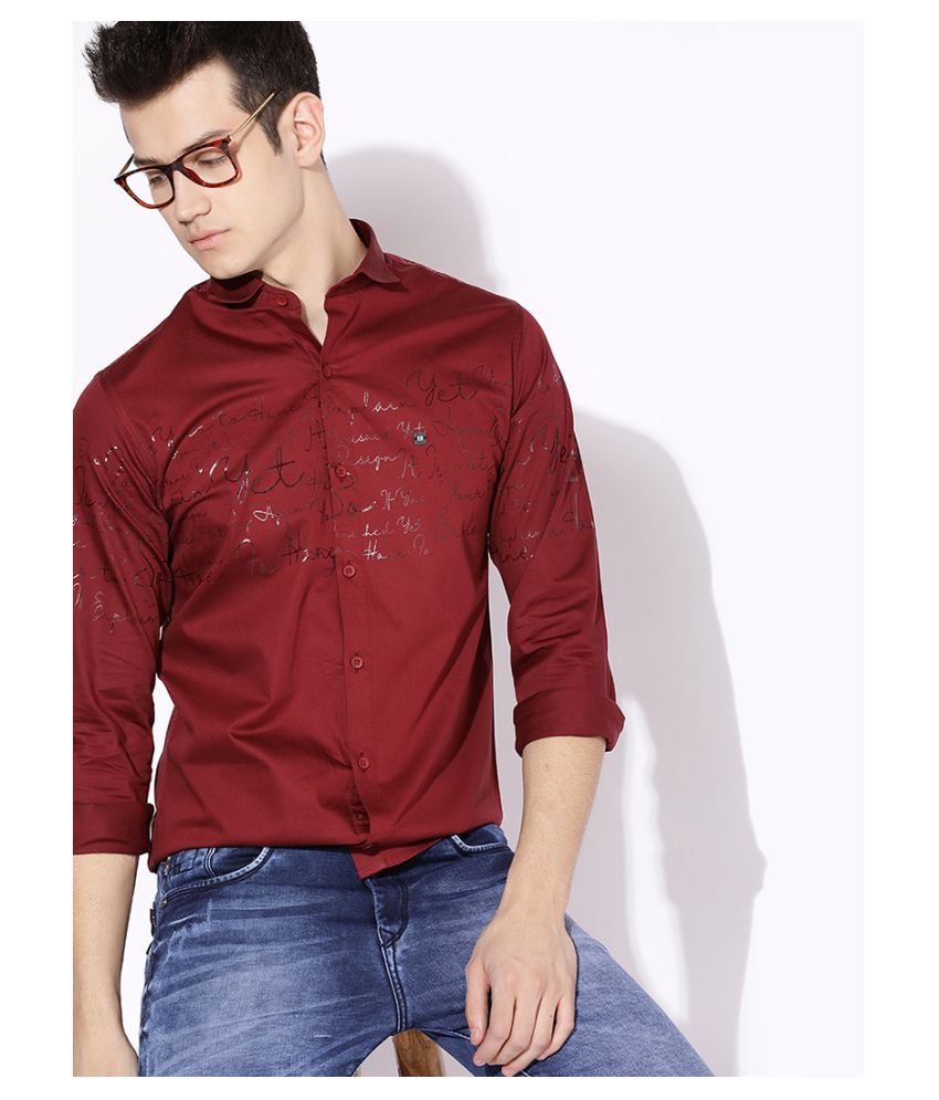 maroon shirt mens