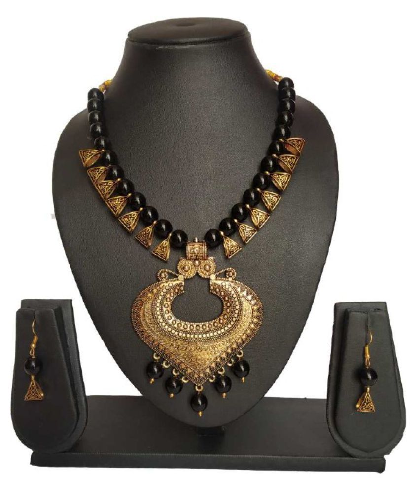 Metal, Alloy Jewel Necklace Set (Black) - Buy Metal, Alloy Jewel Necklace Set (Black) Online at 