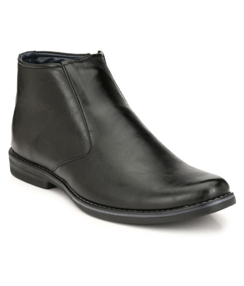     			Leeport - Black Men's Boots