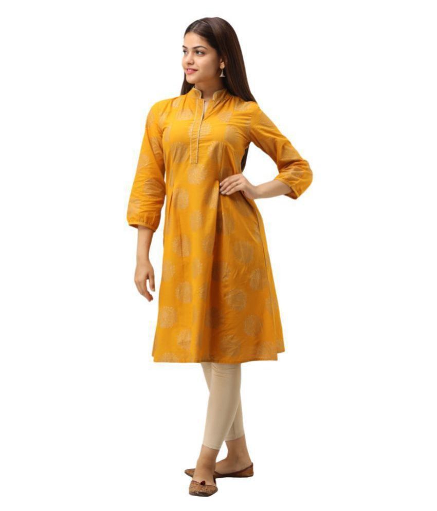     			SVARCHI - Yellow Cotton Women's Flared Kurti ( Pack of 1 )