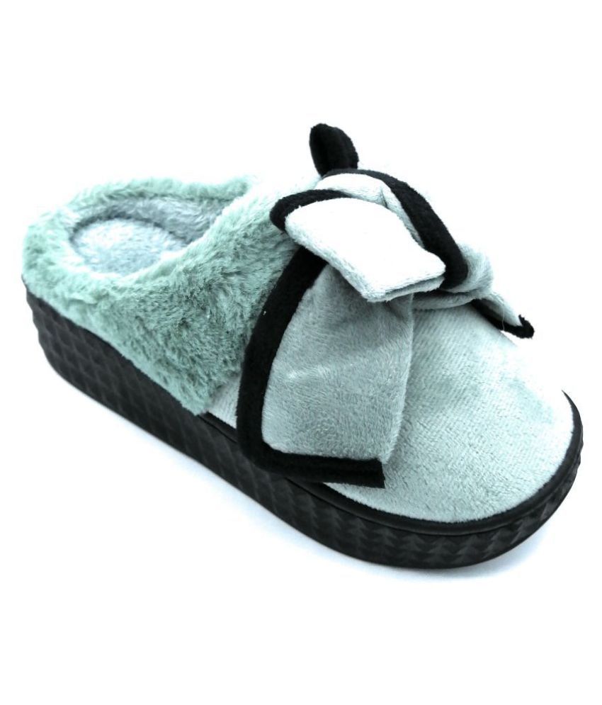     			KAPANI Green Slippers