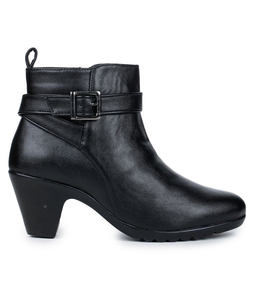 bruno manetti ankle boots
