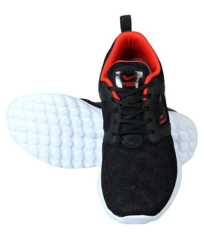 sprinting running shoes