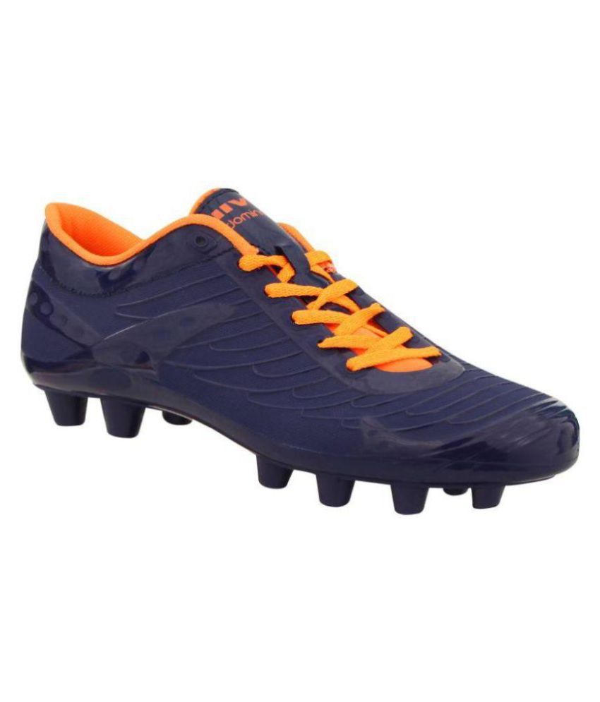 dominator 2. football shoes