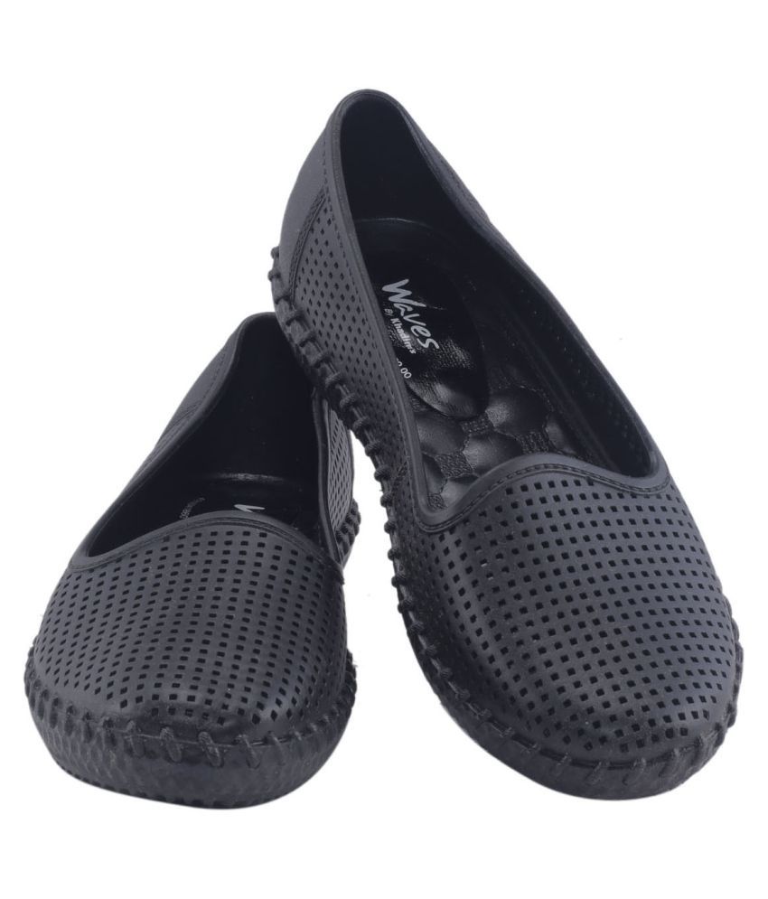 KHADIM Black Casual Shoes Price in 