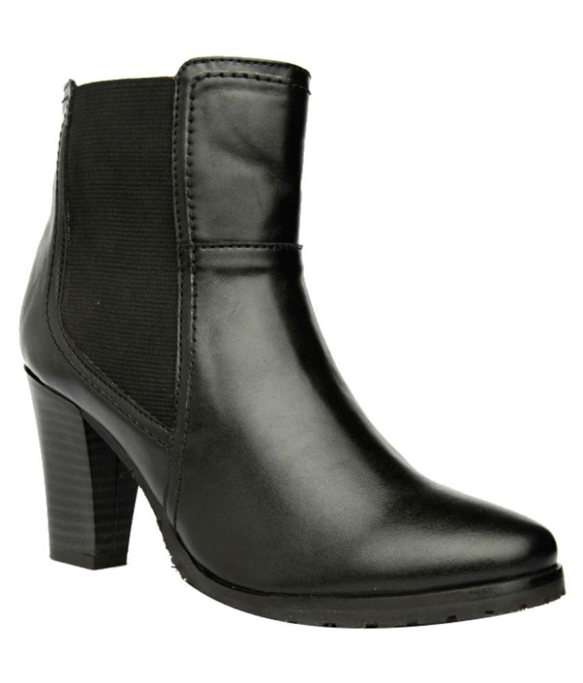 bruno manetti ankle boots