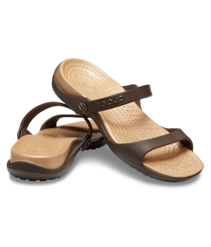 brown crocs sandals