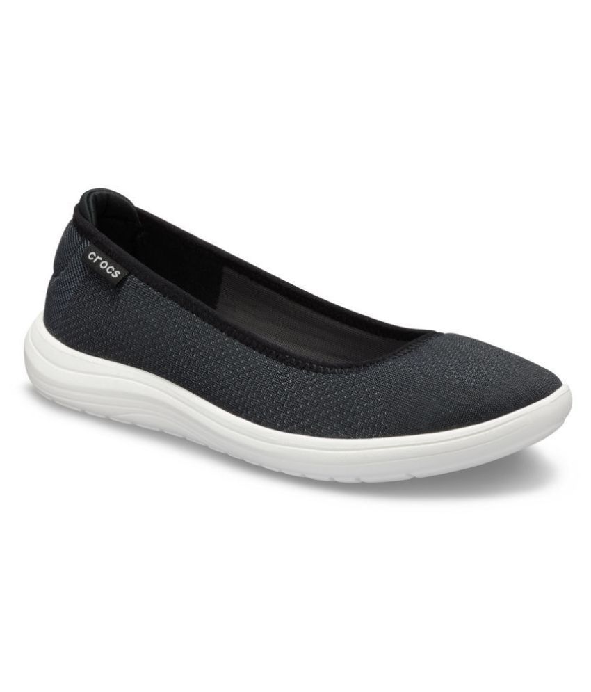 crocs women's reviva ballet flat