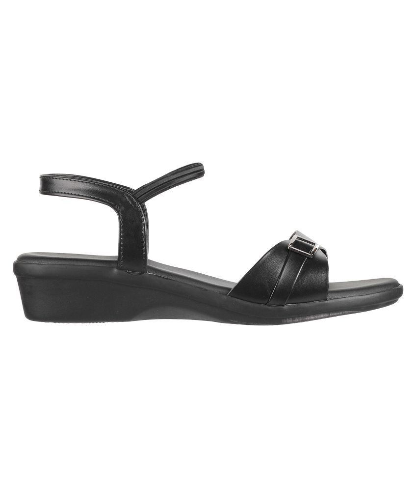 comfortable black flats for walking