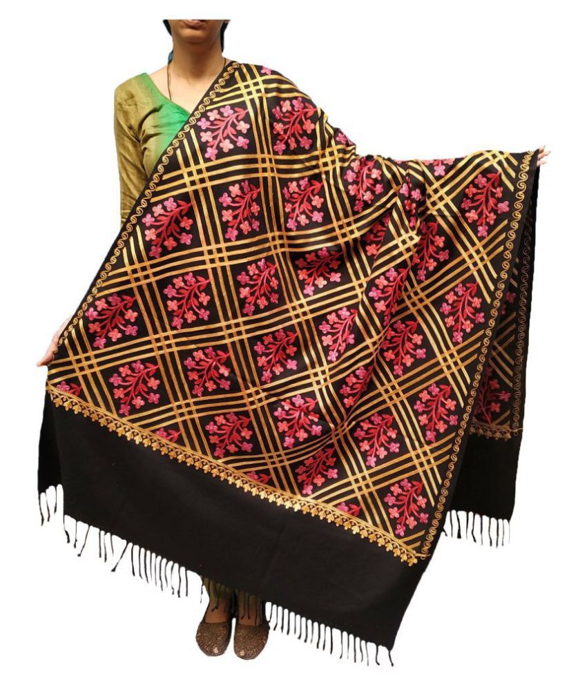 variety of kashmiri shawls