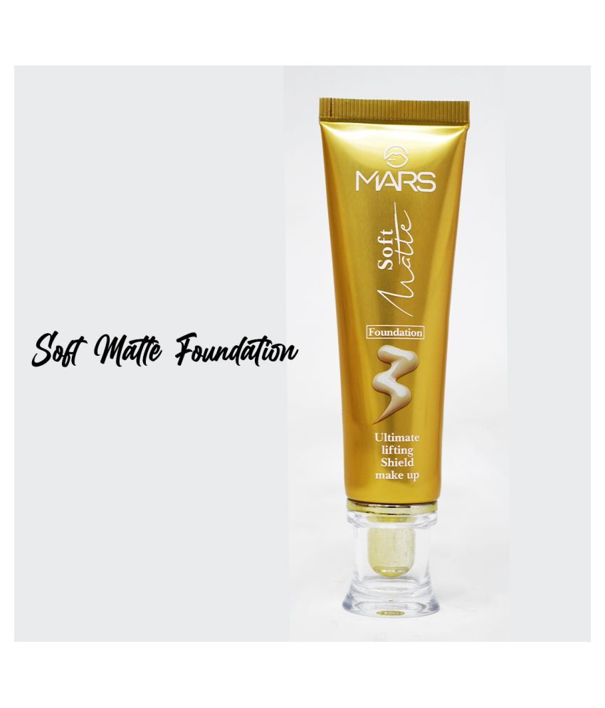 Mars Soft Matte (F11103), Medium Cream Foundation Foundation With Hand