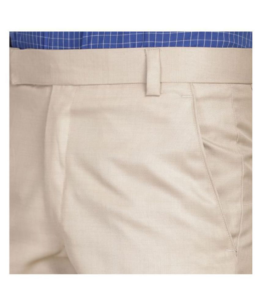 Fluidic Cream Regular -Fit Flat Trousers