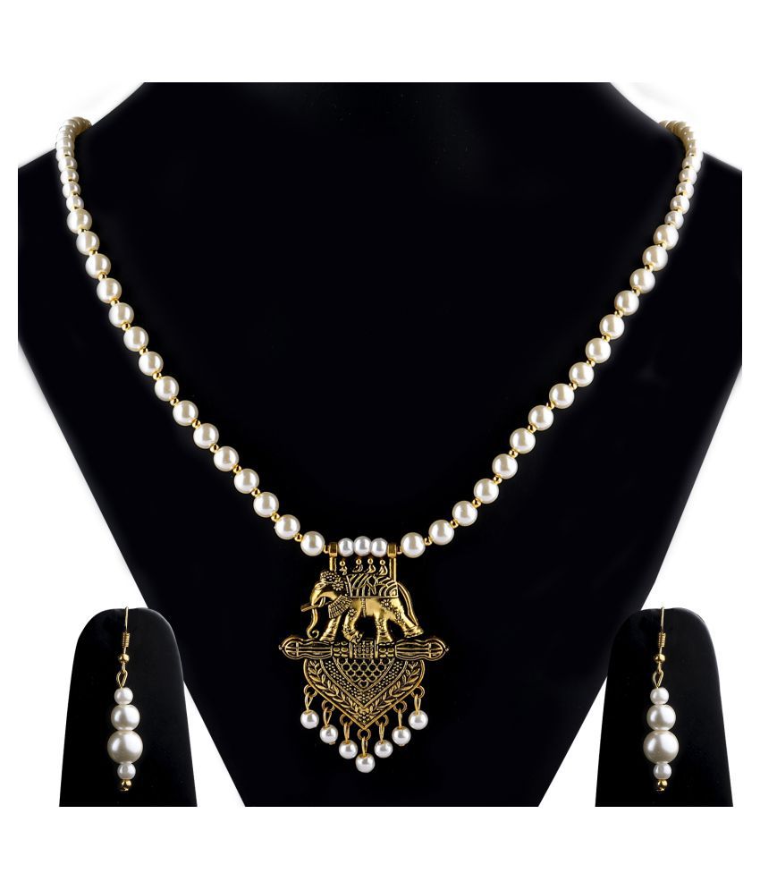     			Silver Shine Alloy GOLDEN Contemporary Contemporary/Fashion Antique Necklaces Set