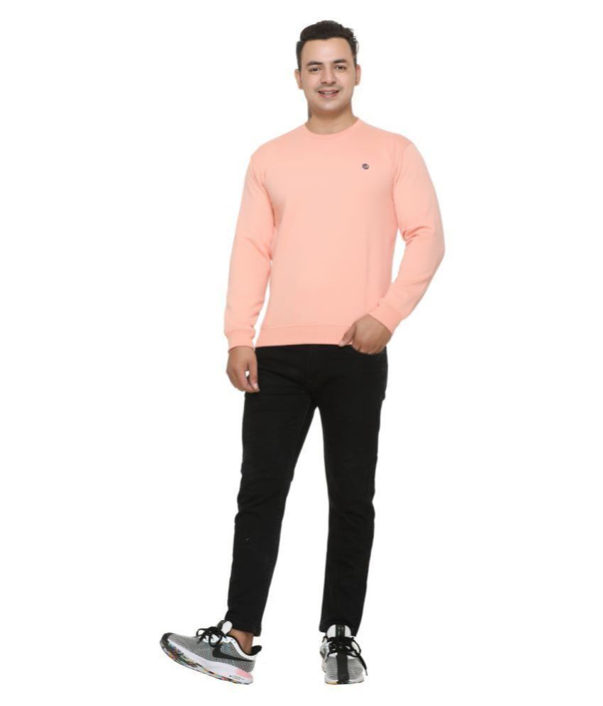 peach sweat shirt