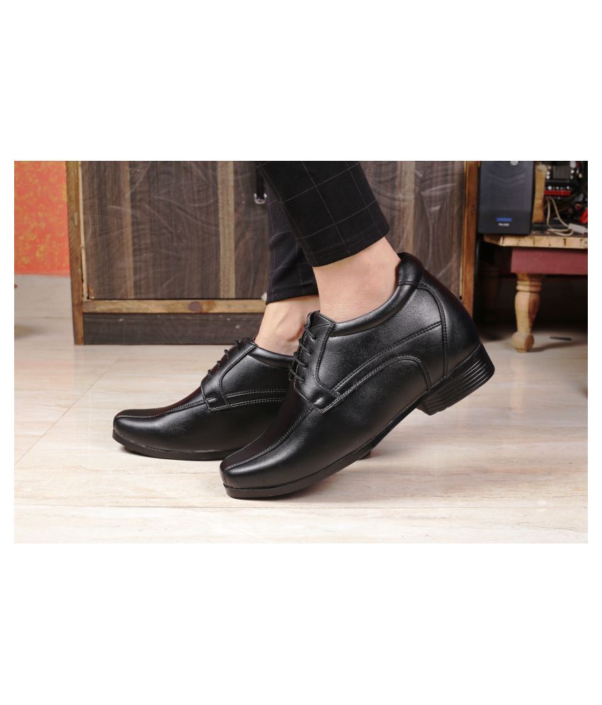     			YUVRATO BAXI Derby Artificial Leather Black Formal Shoes