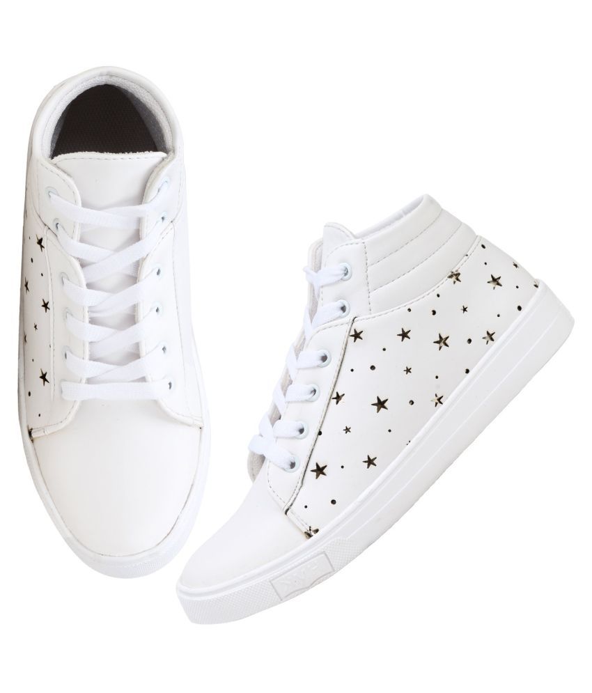     			Commander Shoes - White  Women's Sneakers