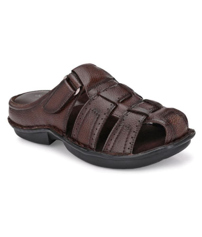     			softio Brown Flip Flops