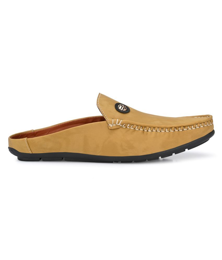 bucik beige loafers