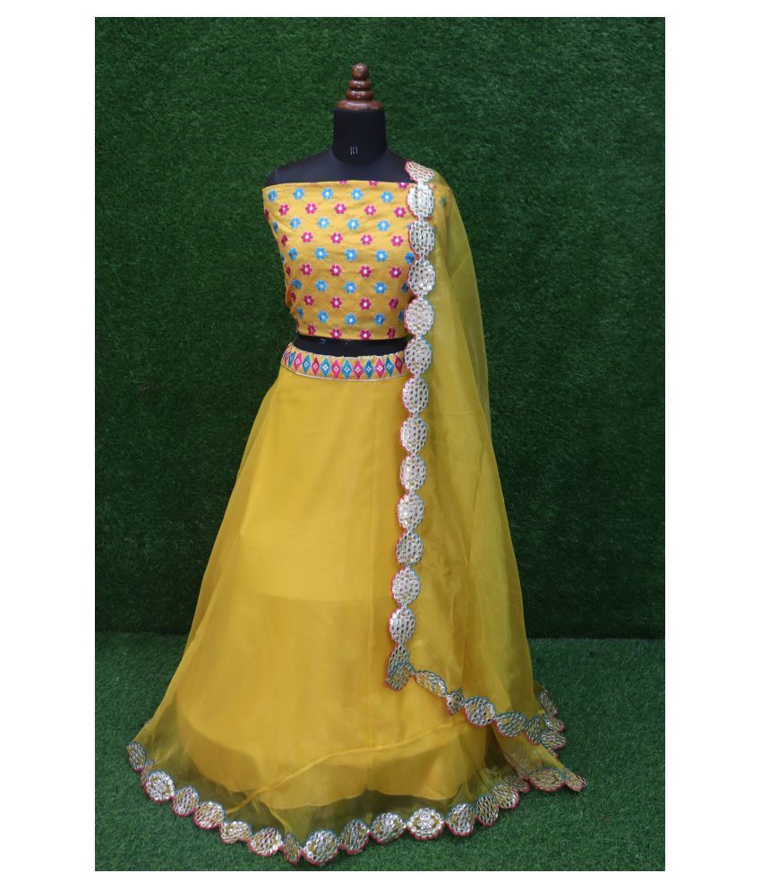 yellow chaniya choli for navratri