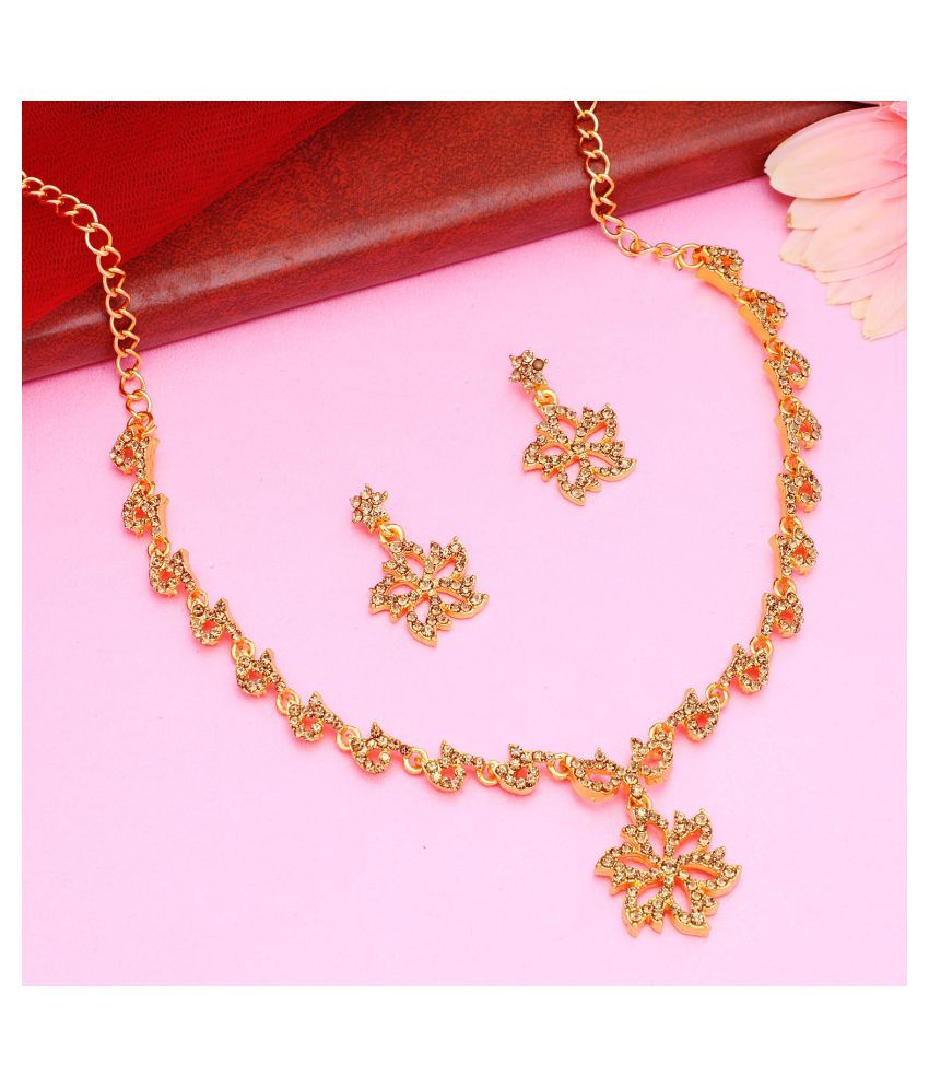     			Sukkhi Alloy Golden Traditional Necklaces Set Collar