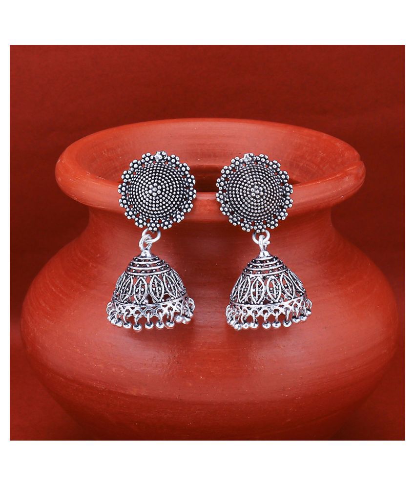     			Sukkhi - Silver Jhumki Earrings ( Pack of 1 )