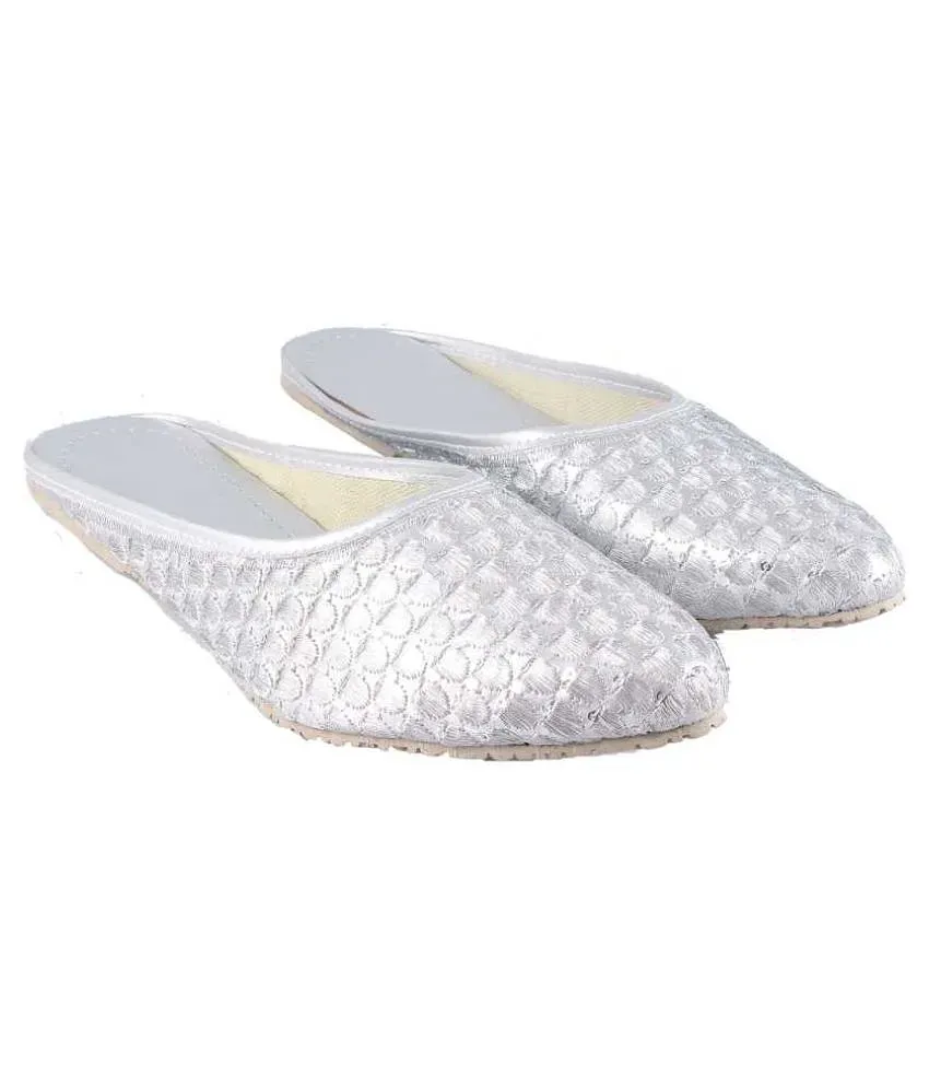 Snapdeal women's deals footwear flats