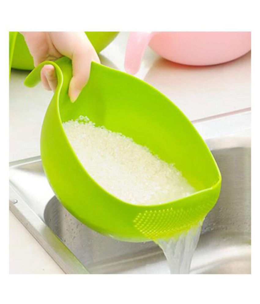     			flyfot Kreative India Plastic Multipurpose Rice Wash Bowl with Handle for Rice V Plastic Strainers 1 Pc
