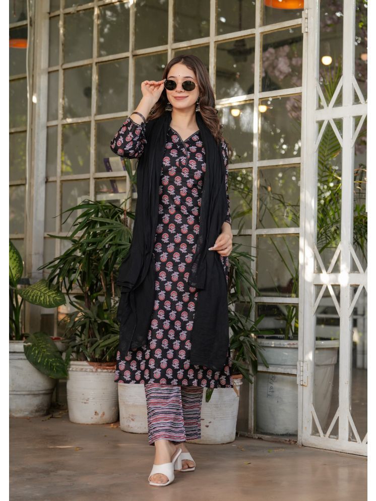     			SAREEKART FAB Cotton Printed Kurti With Pants Women's Stitched Salwar Suit - Black ( Pack of 1 )