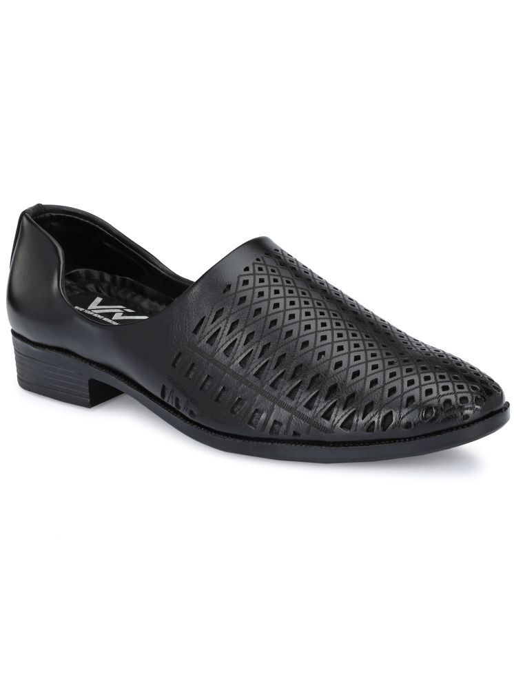     			viv Black Men's Jutti