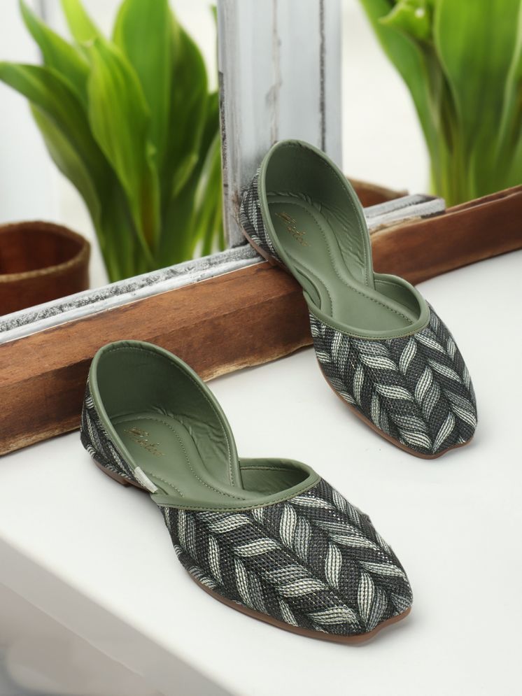     			Picktoes Green Women's Flats