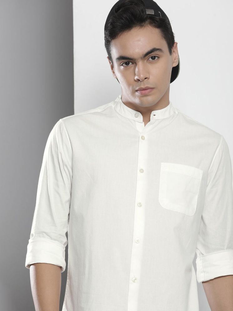     			The Indian Garage Co Men White Solid Casual Shirt