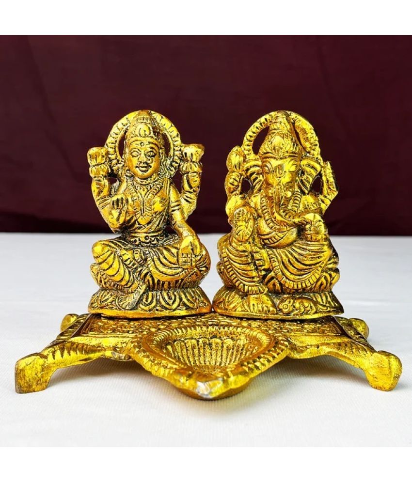     			Shri Astha Vinayak Brass Laxmi Ganesh Idol ( 11 cm )