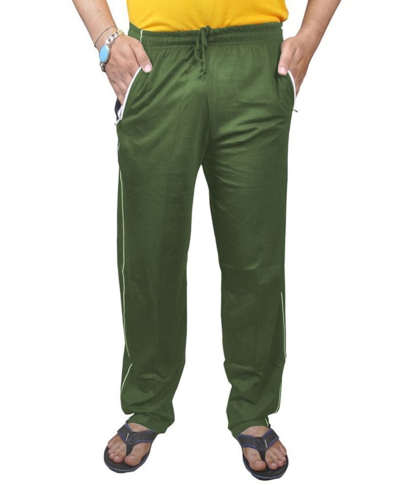     			Reoutlook Green Cotton Blend Men's Trackpants ( Pack of 1 )