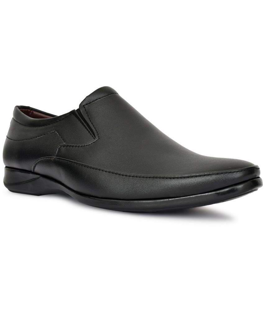     			1AAROW Black Men's Mocassin Formal Shoes